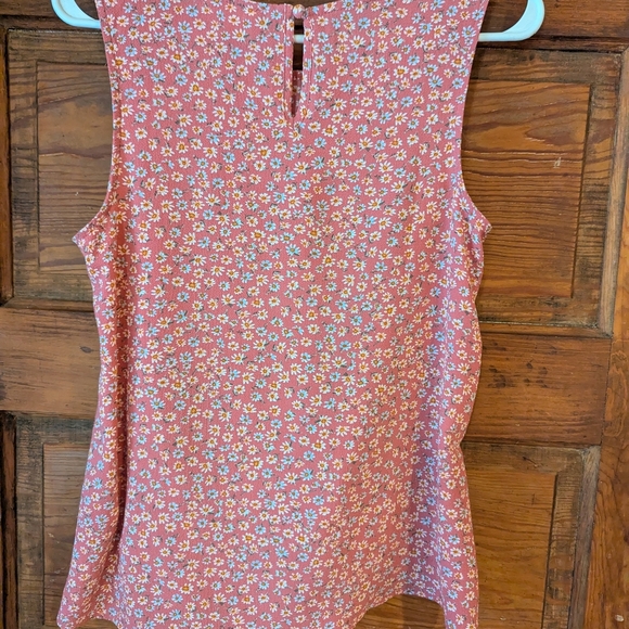 Women's Pink Floral Top - Picture 7 of 10